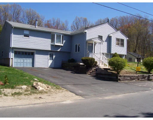 Unit for sale at 44 Baldwin Av, Marlborough, MA 01752
