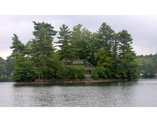 Unit for sale at 1 Well Island, Webster, MA 01570