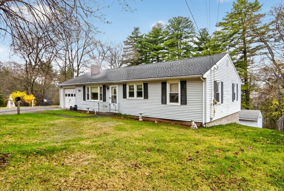 Unit for sale at 11 Cromie St, Clinton, MA 01510