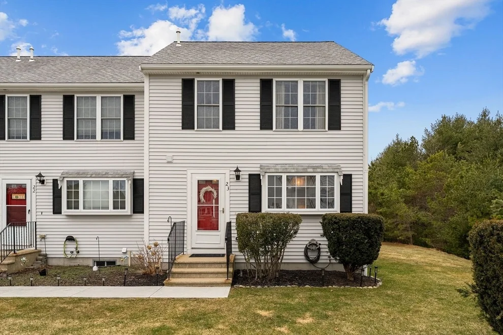 Unit for sale at 2697 Cranberry Hwy, Wareham, MA 02571