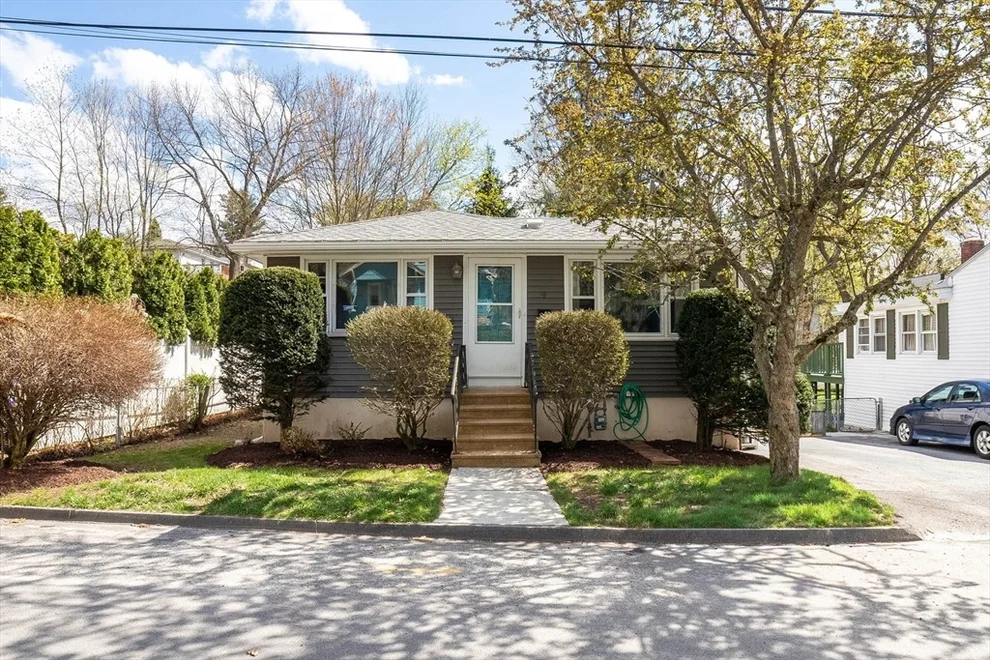 Unit for sale at 9 Briarcliff Street, Worcester, MA 01602