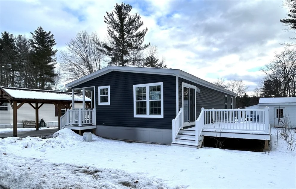 Unit for sale at 609 Canterbury Dr., Exeter, NH 03833