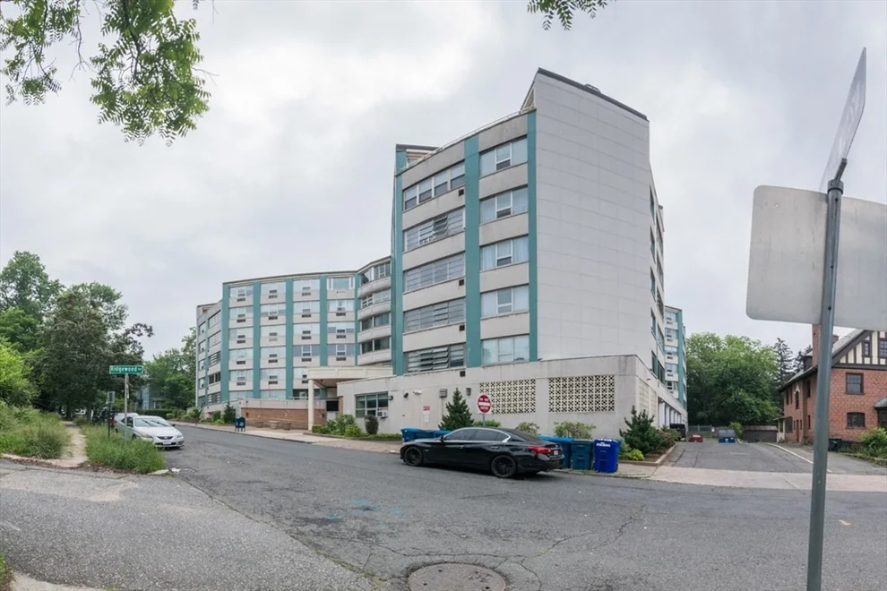 Unit for sale at 101 Mulberry St, Springfield, MA 01105