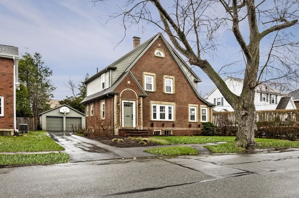 Unit for sale at 23 Auburndale Road, Marblehead, MA 01945