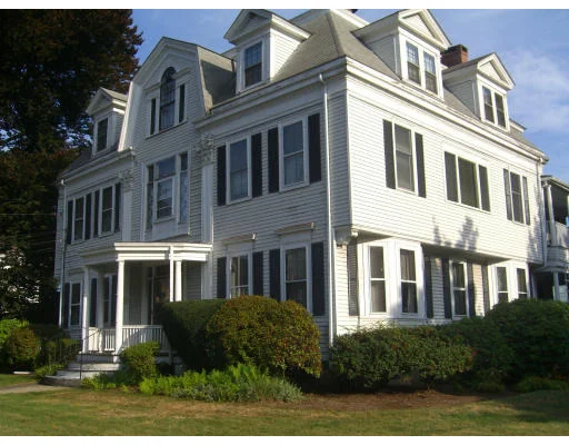 Unit for sale at 40-42 Chase St, Newton, MA 02459