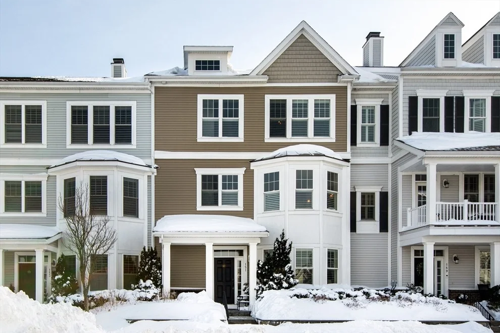 Unit for sale at 151 Stayner Dr, Hingham, MA 02043