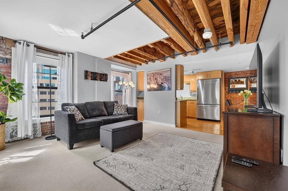 Unit for sale at 99-105 Broad St, Boston, MA 02110