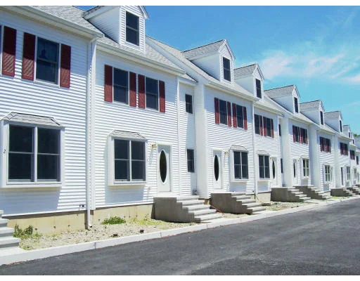 Unit for sale at 955 Pleasant Street, Weymouth, MA 02189