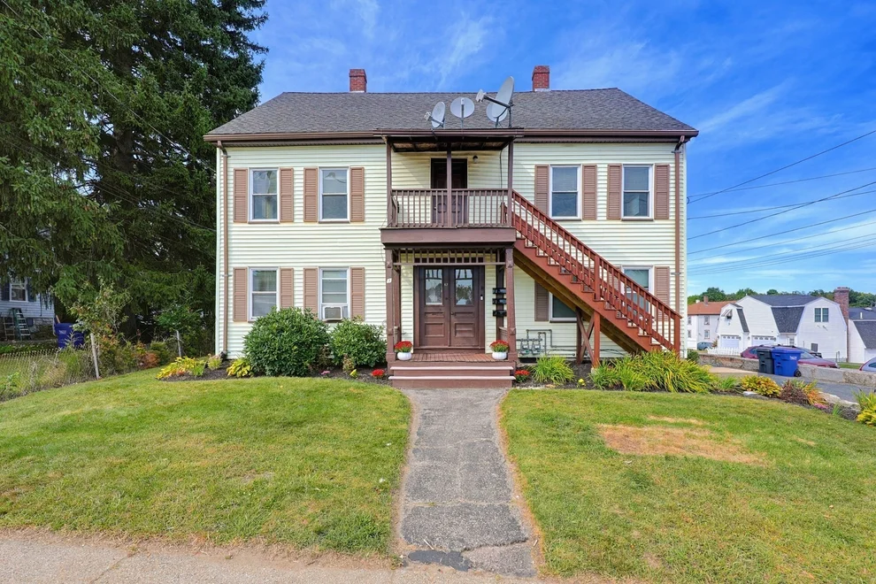 Unit for sale at 87 West St, Milford, MA 01757