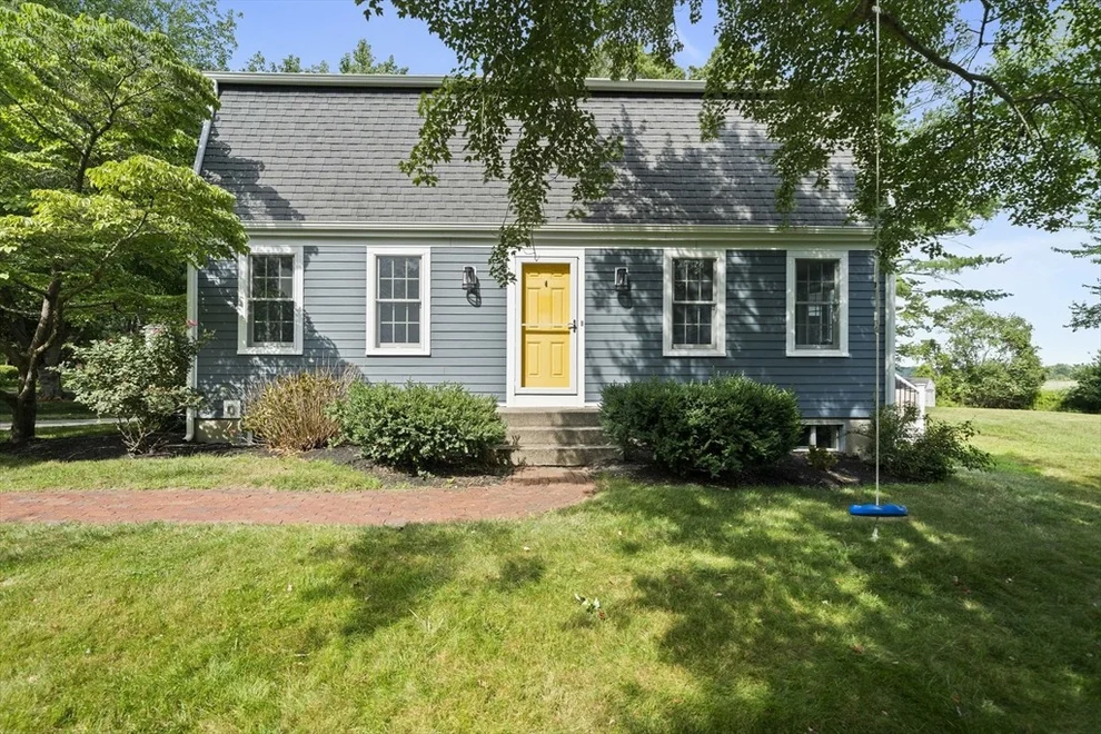 Unit for sale at 43 Salt Meadow Way, Marshfield, MA 02050