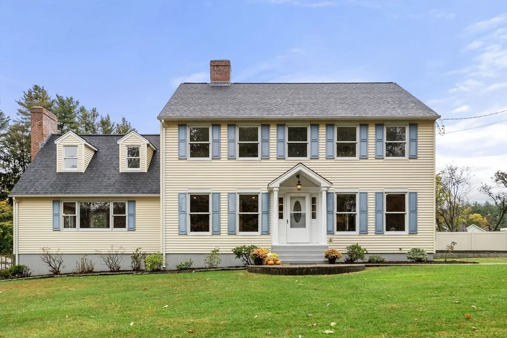 Unit for sale at 163 S. Shelburne Rd, Greenfield, MA 01301