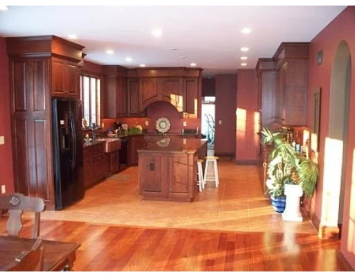 Unit for sale at 689 Malden St, Holden, MA 01520