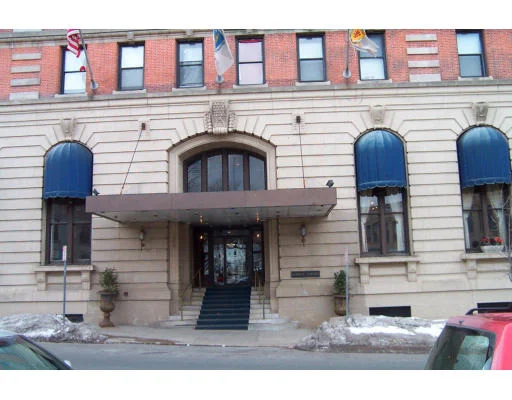 Unit for sale at 140 Chestnut St., Springfield, MA 01103