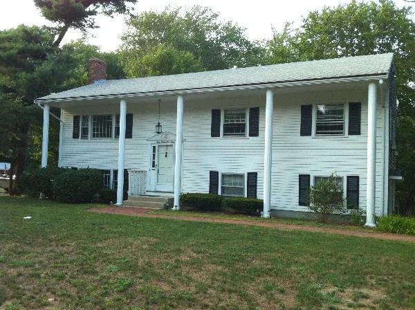 Unit for sale at 3 Carpenter Ln, Marshfield, MA 02050