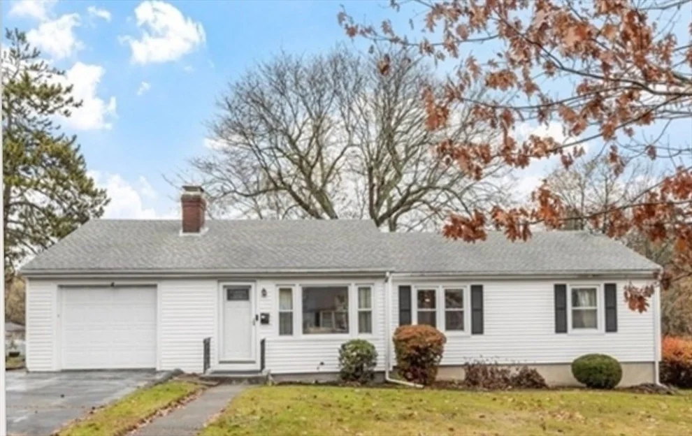 Unit for sale at 14 Mary Ann Drive, Worcester, MA 01606