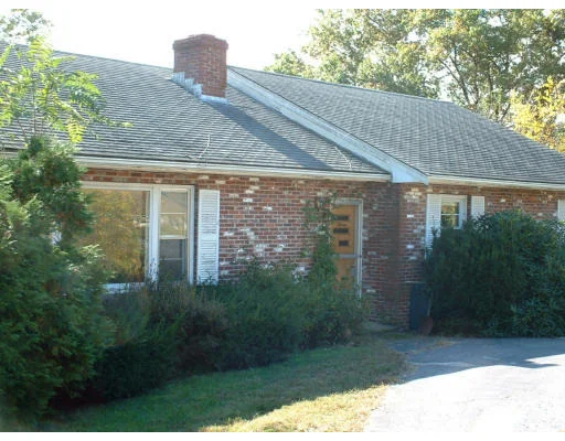 Unit for sale at 7 Riverview Ave, Maynard, MA 01754