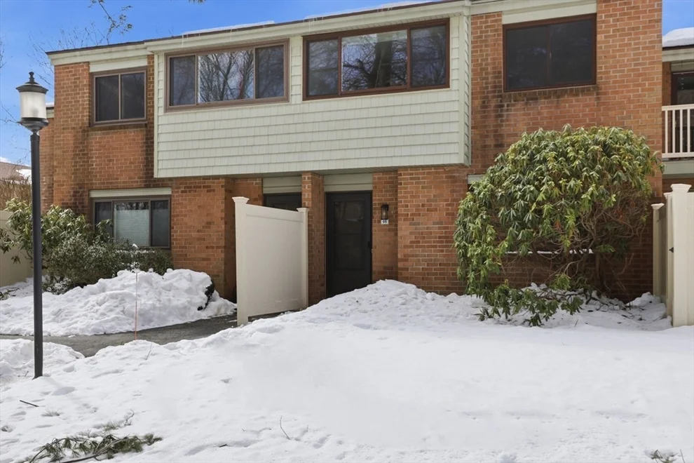 Unit for sale at 95 Greenbrook Dr, Stoughton, MA 02072