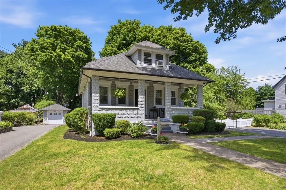 Unit for sale at 371 Washington St, Melrose, MA 02176