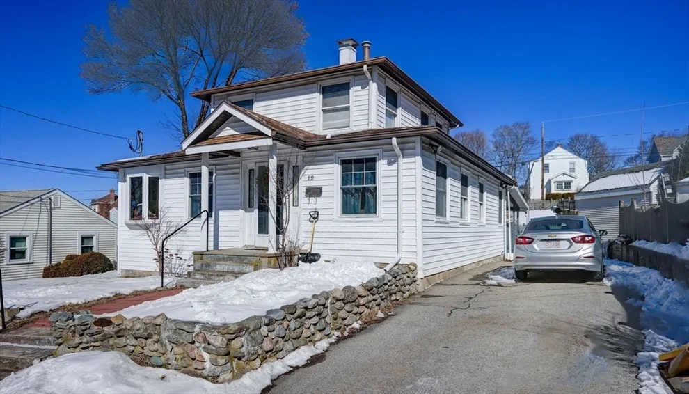Unit for sale at 12 Harbor View Ave, Weymouth, MA 02191