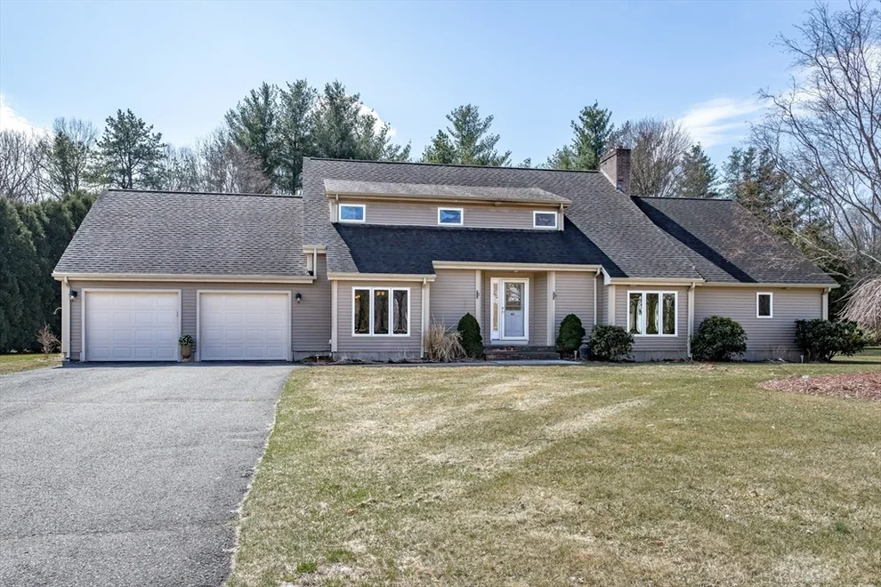 Unit for sale at 42 Mockingbird Ln, Westfield, MA 01085