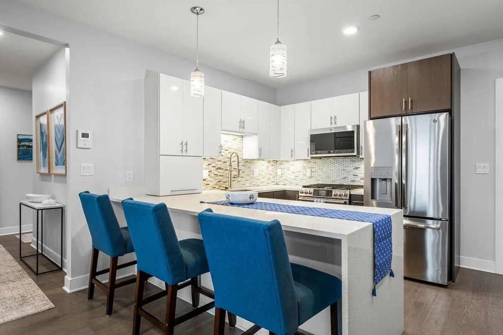 Unit for sale at 2 Cliveden St, Quincy, MA 02169