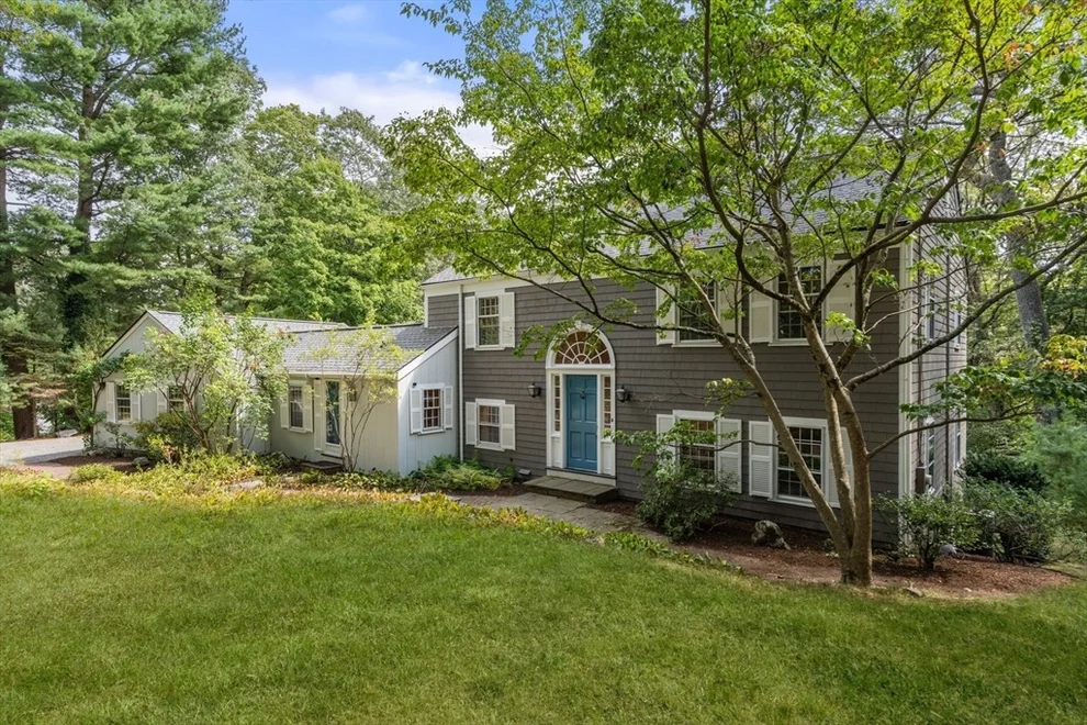 Unit for sale at 50 Hubbard Rd, Weston, MA 02493