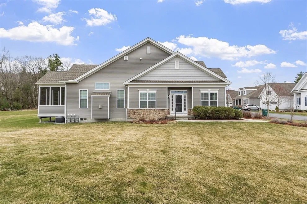 Unit for sale at 18 Ridgewood Dr, Stow, MA 01775