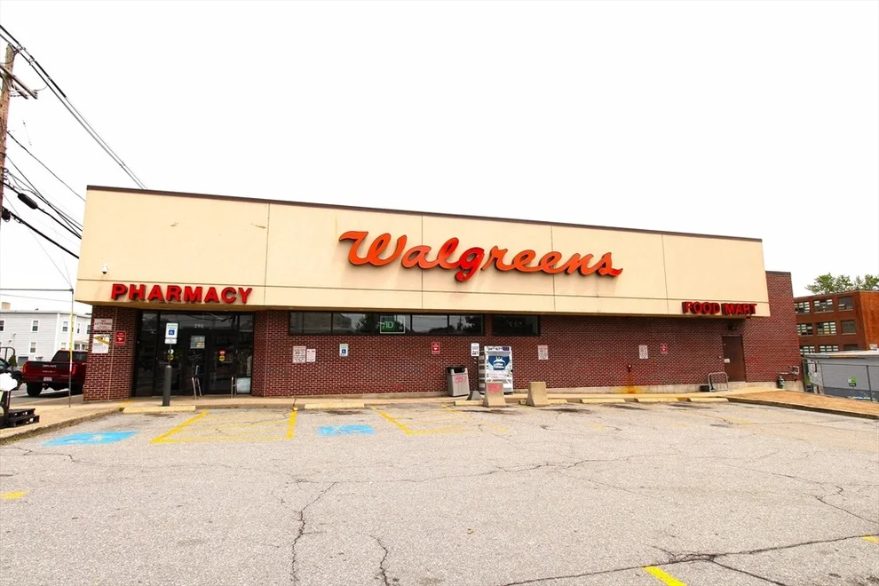 Unit for sale at 290 Broadway, Lynn, MA 01904