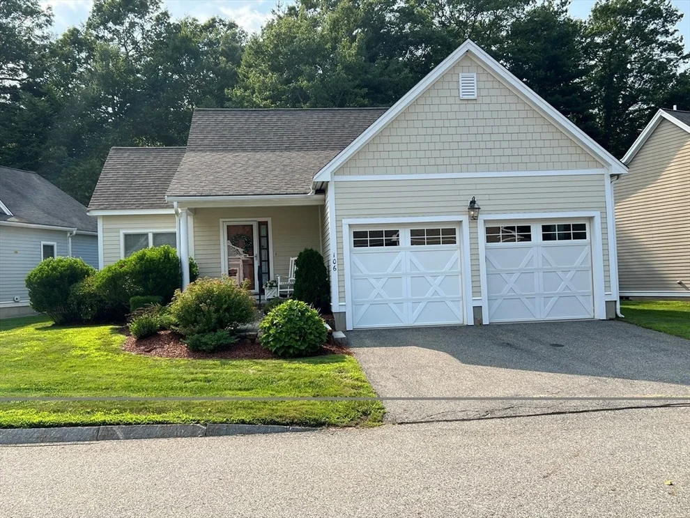 Unit for sale at 106 Cortland Dr, North Andover, MA 01845