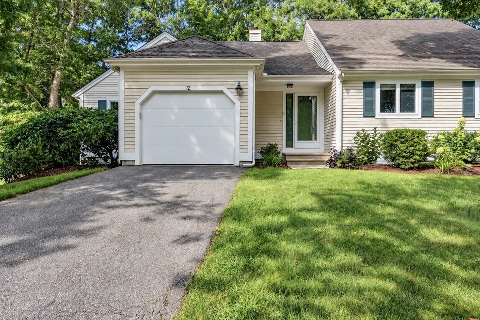 Unit for sale at 12 Pga Ln, Mashpee, MA 02649