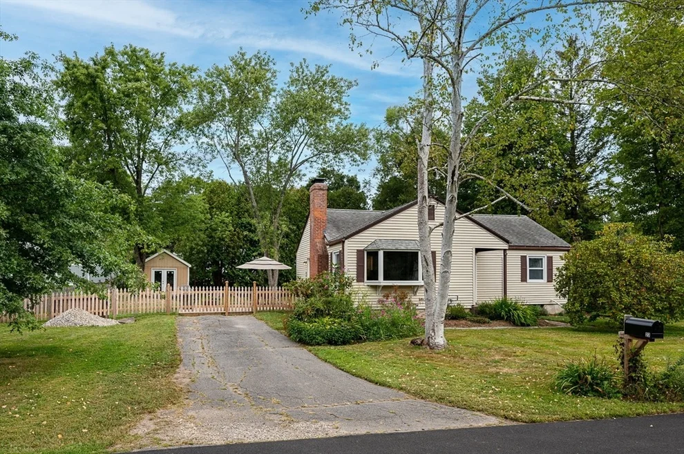 Unit for sale at 23 John St, Easthampton, MA 01027