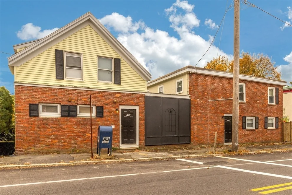 Unit for sale at 122 Bridge St, Beverly, MA 01915