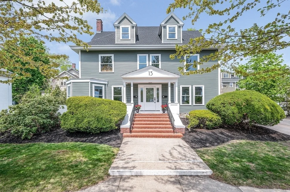Unit for sale at 13 Chestnut Street, Wakefield, MA 01880