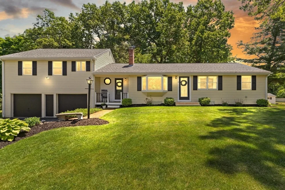 Unit for sale at 10 Lucille Ave, Westford, MA 01886