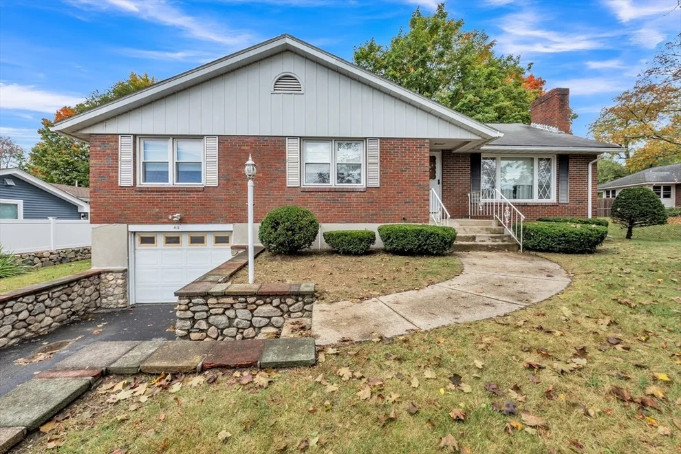Unit for sale at 411 Franklin St, Framingham, MA 01702