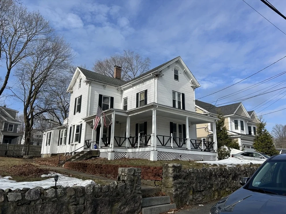 Unit for sale at 105 Oakdale Ave, Dedham, MA 02026