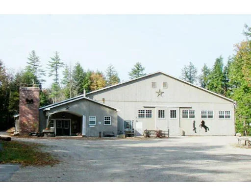 Unit for sale at 205 Kingston Rd, Danville, NH 03819