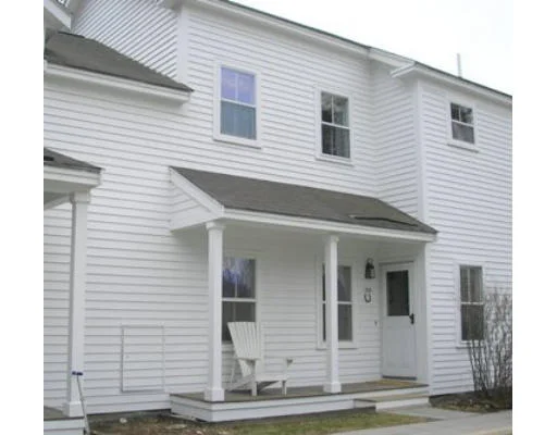 Unit for sale at 32B Indian Camp Ln, Lincoln, MA 01773