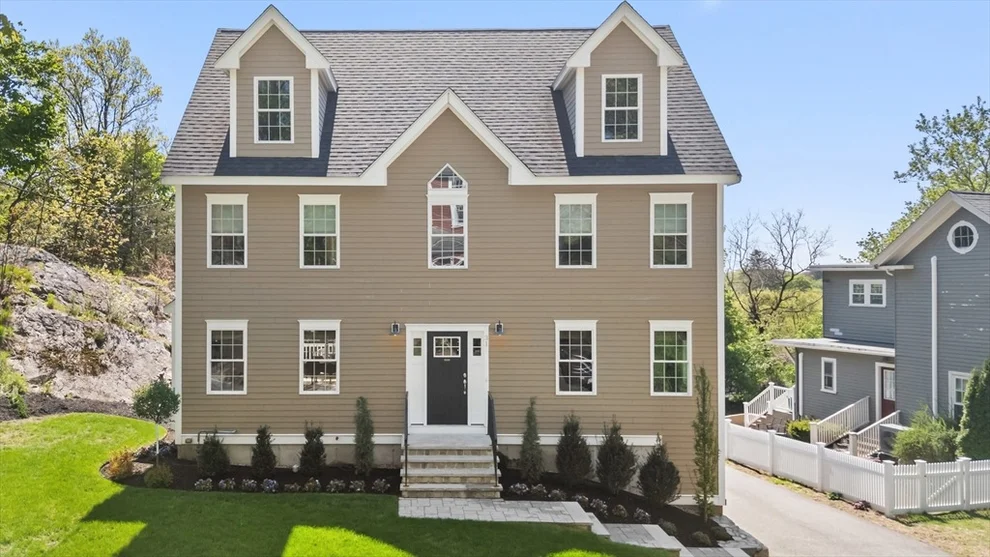 Unit for sale at 31 Poplar St, Melrose, MA 02176