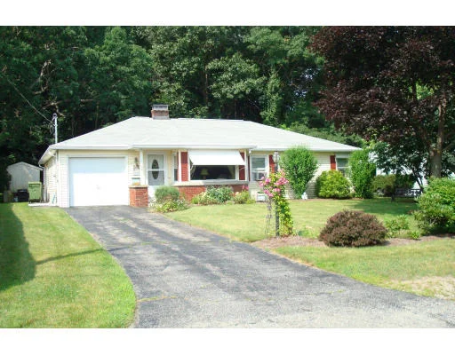 Unit for sale at 38 Hillside Ave, Webster, MA 01570