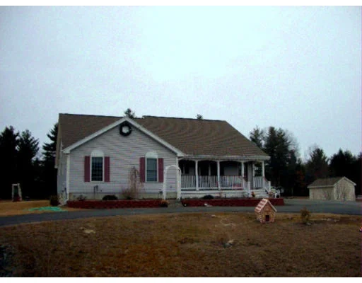 Unit for sale at 7 Lydston Lane, Litchfield, NH 03052
