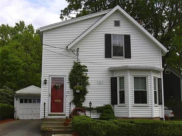 Unit for sale at 10 Willow St, Natick, MA 01760