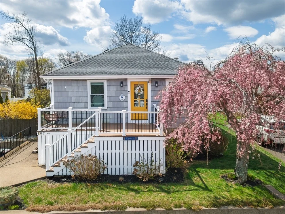 Unit for sale at 107 Lenox St, Quincy, MA 02169