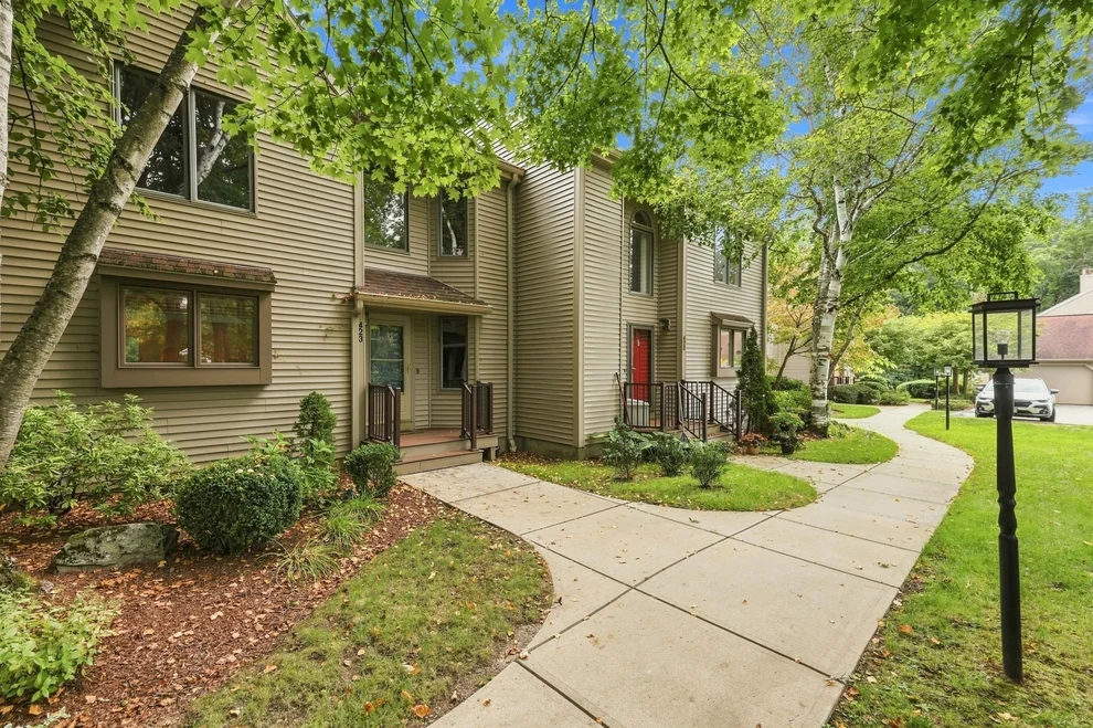 Unit for sale at 770 Salisbury St, Worcester, MA 01609