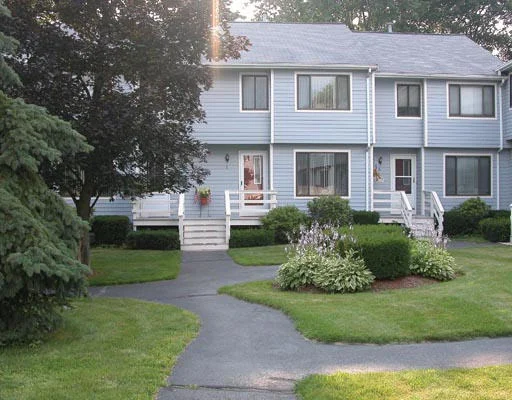 Unit for sale at 7 Hartshorn Place, Walpole, MA 02081