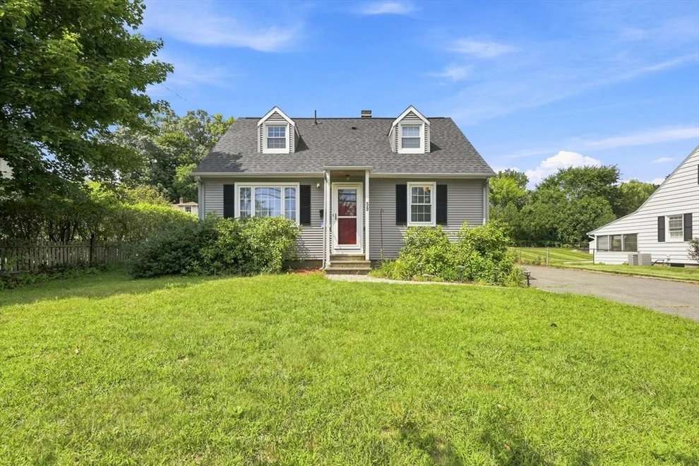 Unit for sale at 59 Piper Rd, West Springfield, MA 01089