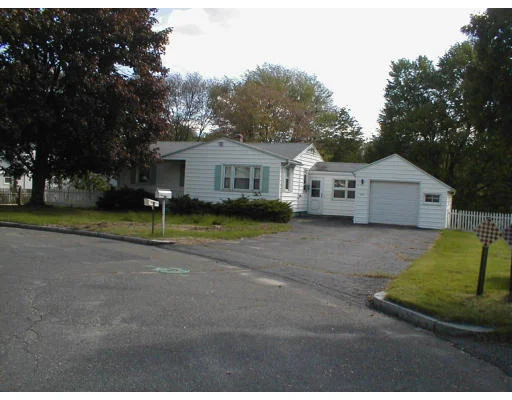 Unit for sale at 233 Garvey Dr, Springfield, MA 01109