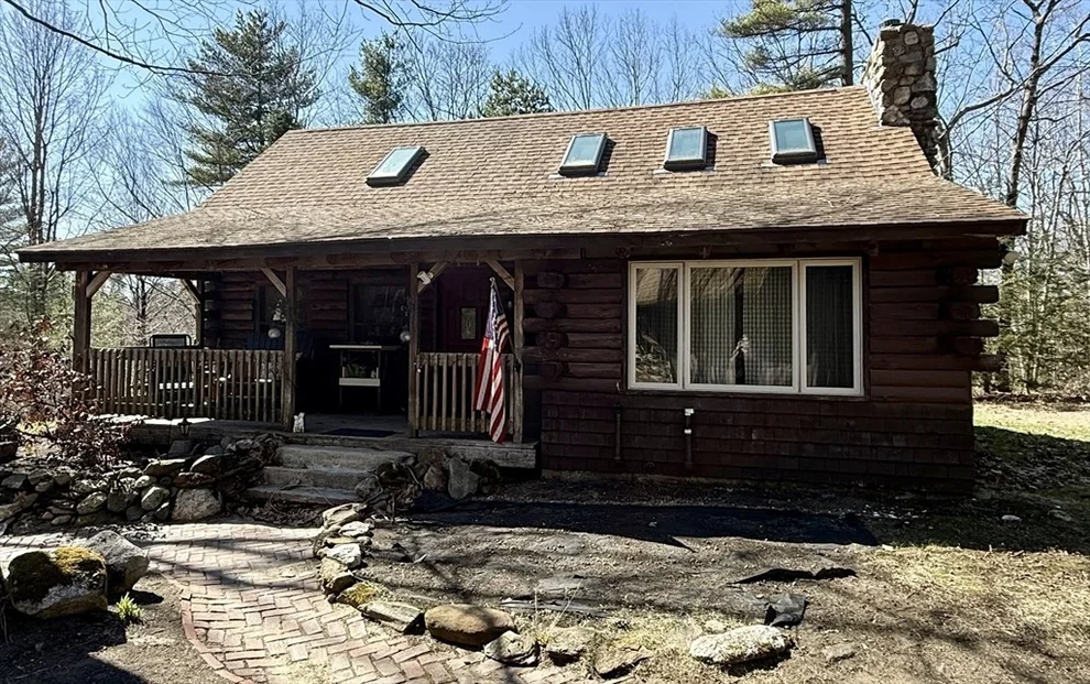 Unit for sale at 27 Morgan Rd., Hubbardston, MA 01452
