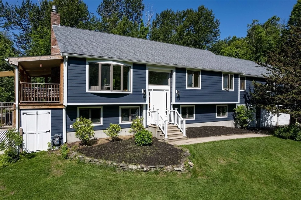 Unit for sale at 10 Longmeadow Lane, Medway, MA 02053