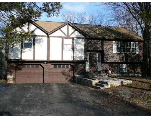 Unit for sale at 54 Independence Way, Norwood, MA 02062